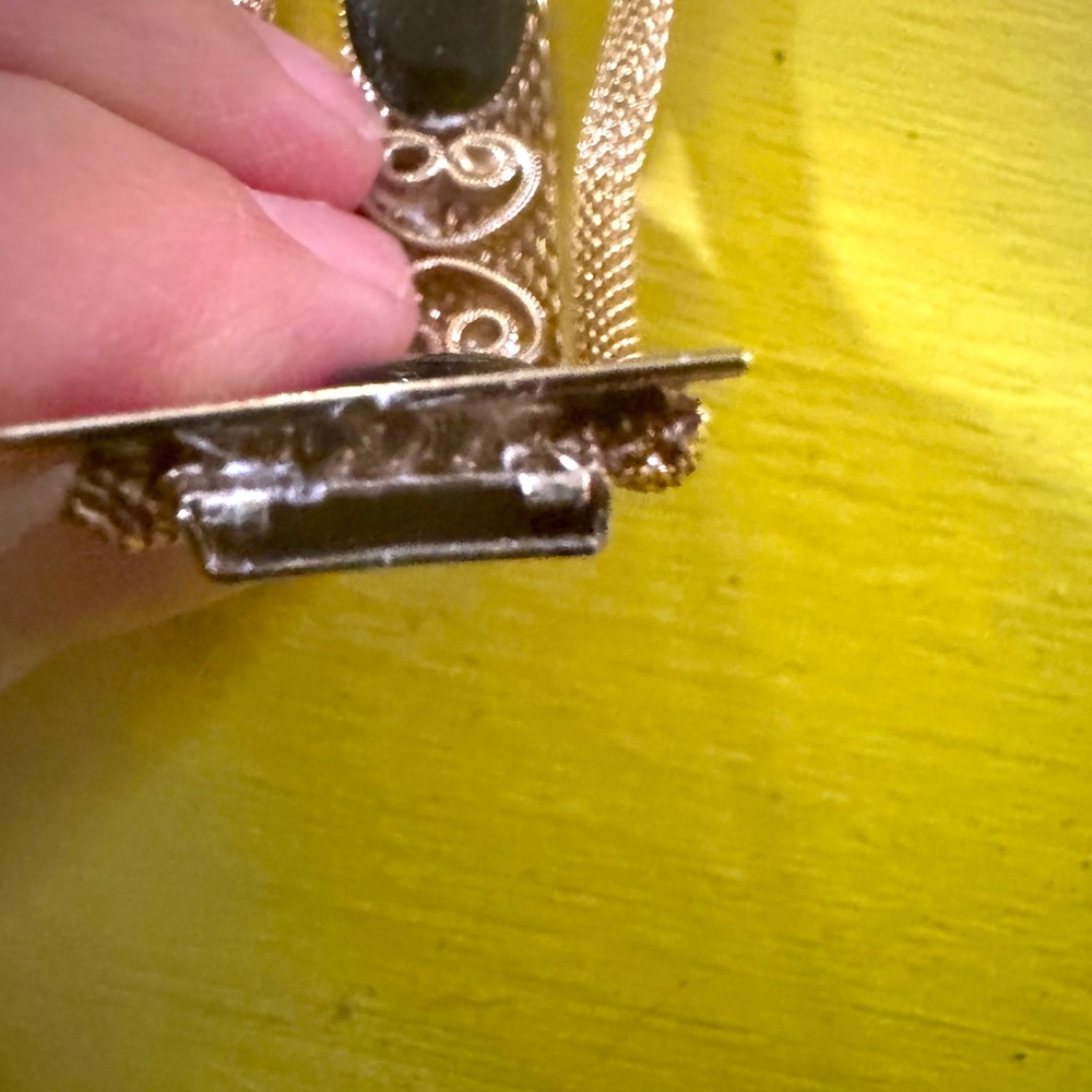 Victorian Revival 1950’s Mesh Bracelet inset black stones Excellent Condition